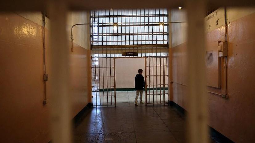 В Чехии амнистия заключенных обернулась безработицей тюремщиков