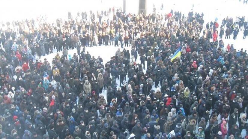 Сторонники оппозиции захватили здание областной администрации в Хмельницком