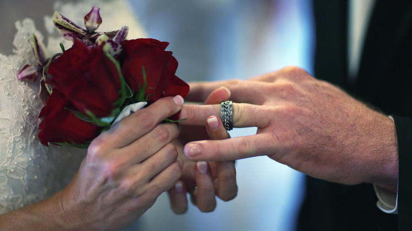 Сестра жениха втайне отменила свадьбу из-за неприязни к невесте