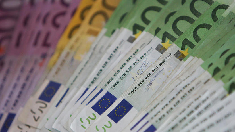 На Кипр из Франкфурта-на-Майне доставили €5 млрд наличными