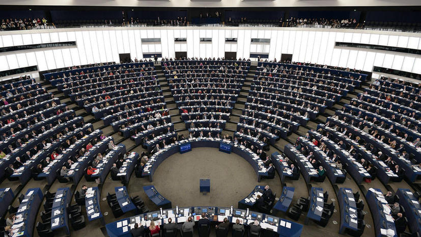 В Европарламенте осуждают внедрение украинских олигархов во власть