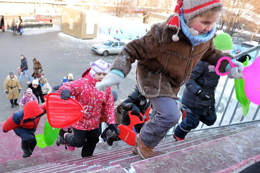 Родителей обяжут обеспечить детей одеждой со светоотражателями