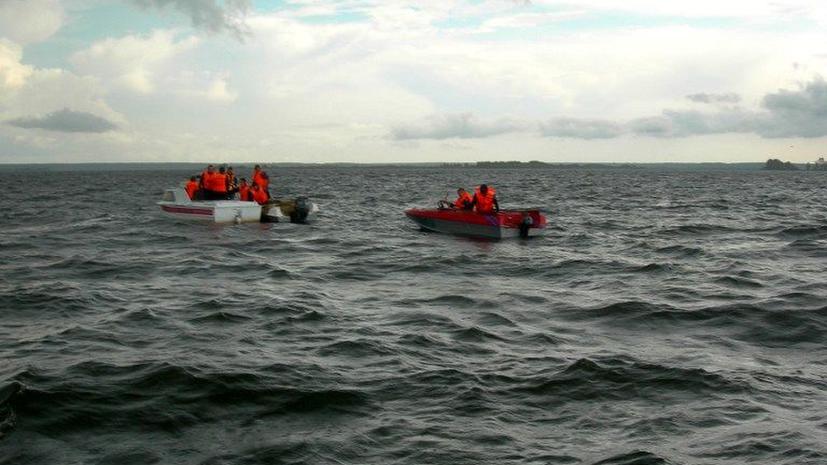 Обнаружены 15 из 30 членов экипажа перевернувшегося судна «Шанс-101»