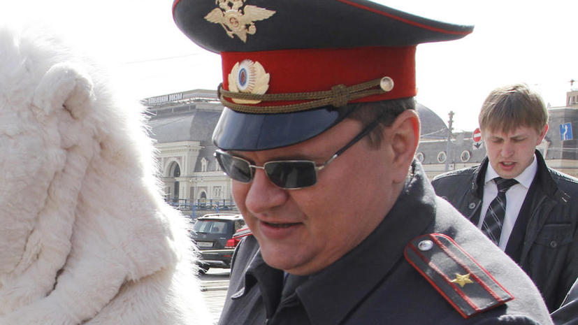 МВД закупает солнцезащитные очки для полицейских