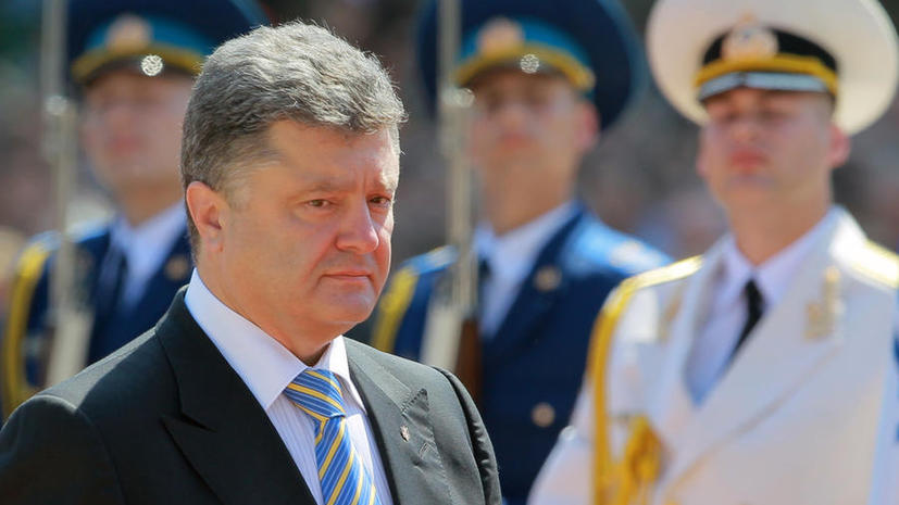Пётр Порошенко: Мы должны прекратить огонь, каждый день приводит к жертвам