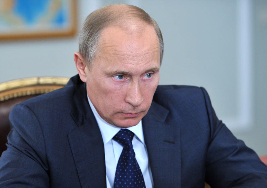 Владимир Путин выступает за срочные меры по пресечению экстремизма в Киеве