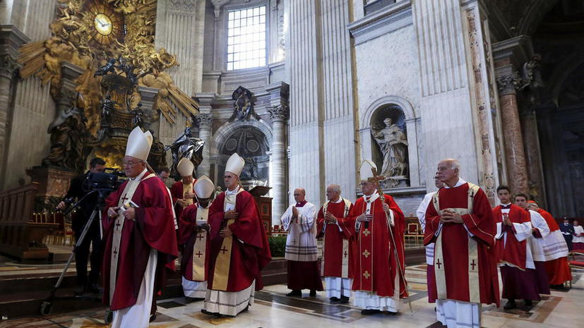 СМИ: Журналисты предстанут перед судом за разглашение коррупционных секретов Ватикана