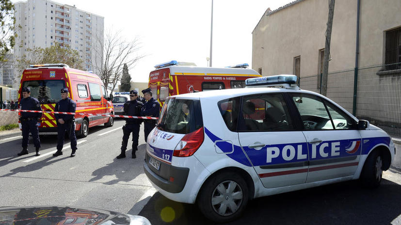 Французские полицейские убили преступника, который захватил заложников в Марселе