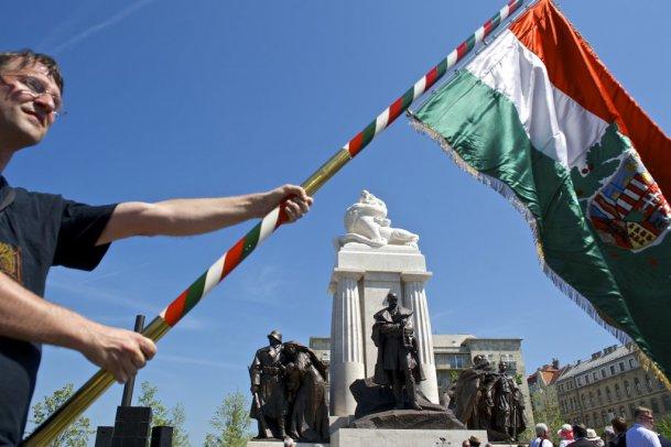 СМИ: Вашингтон запретил въезд в США ряду венгерских чиновников из-за сближения Будапешта с Москвой