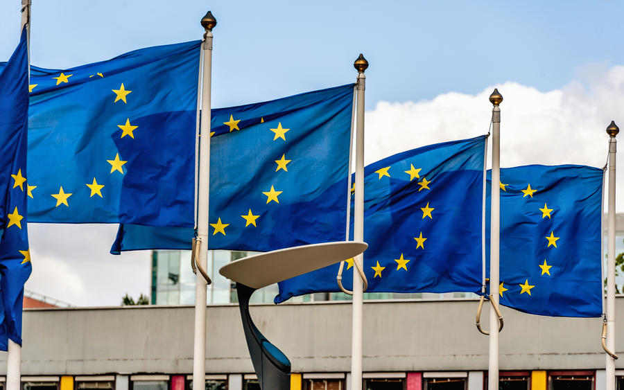 Евромазохизм: Европа сама страдает от санкций против России