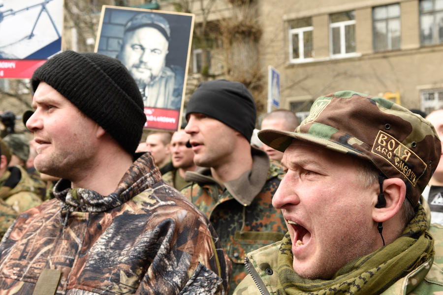 Геннадий Москаль: «Правый сектор» грабит и пытает людей под прикрытием патриотических лозунгов