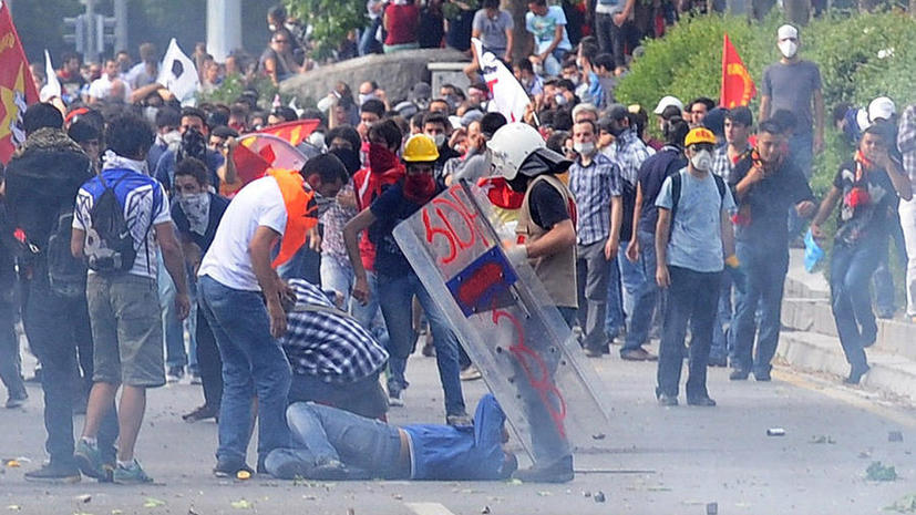 Anonymous атаковали сайты турецкого правительства в знак поддержки демонстрантов