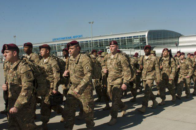 Американские военные прибыли на Украину для обучения солдат ВСУ