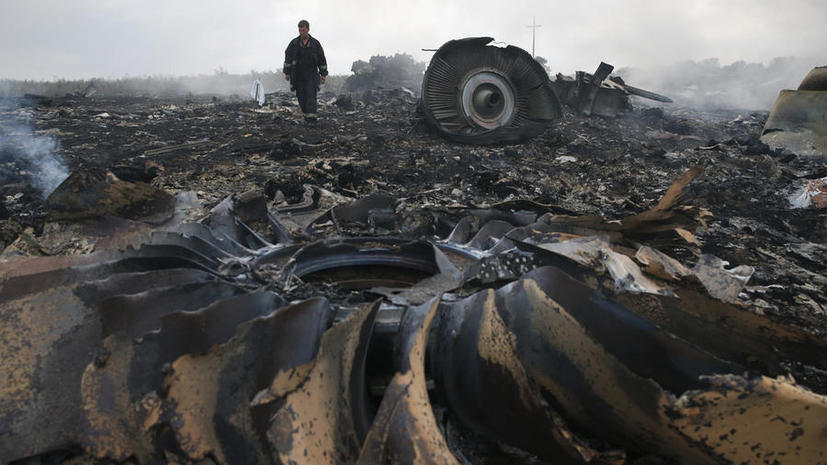 Политолог: Новое видео с места крушения MH 17 призвано подтвердить выводы комиссии Нидерландов
