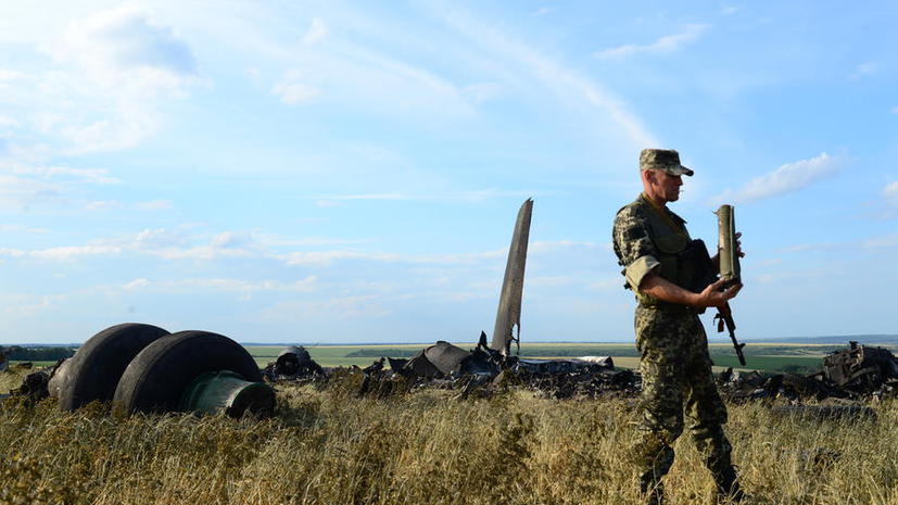 Блокированные в аэропорту Луганска днепропетровские военные готовы говорить о сдаче в плен