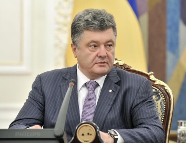 Порошенко не стал продлевать перемирие, ночью силовики обстреляли Краматорск