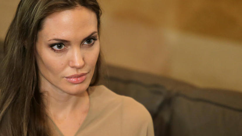 Тётя Анджелины Джоли умерла от рака груди