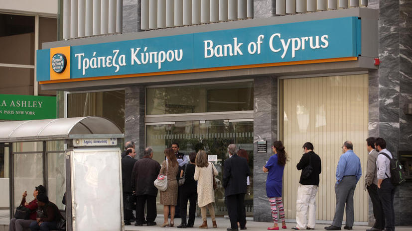 Верховный суд Кипра признал списание средств вкладчиков законным
