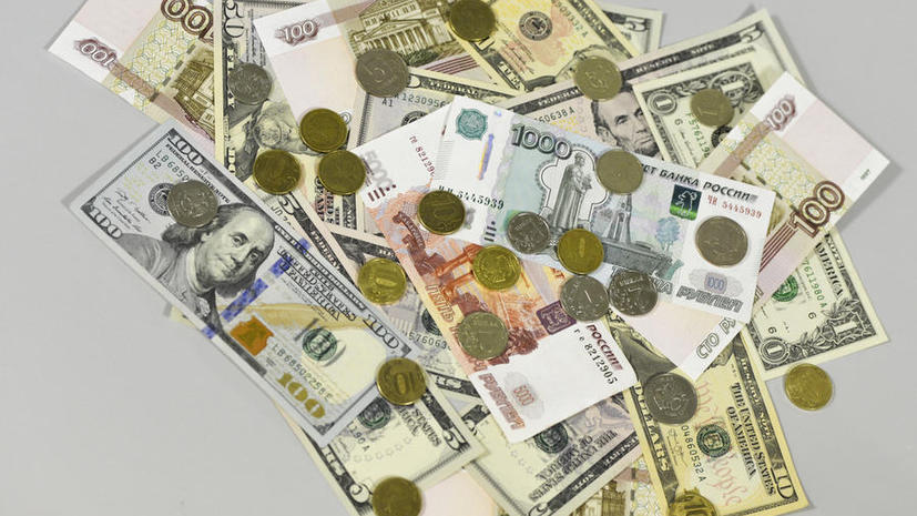 СМИ: Падение рубля может сокрушить экономику девяти стран