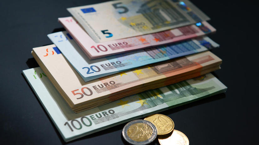 ЕЦБ отказался принимать облигации Греции в качестве залога под кредиты