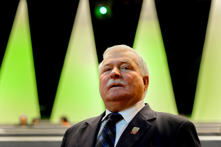 Лех Валенса: Если Кличко получит власть на улице, он быстро её потеряет