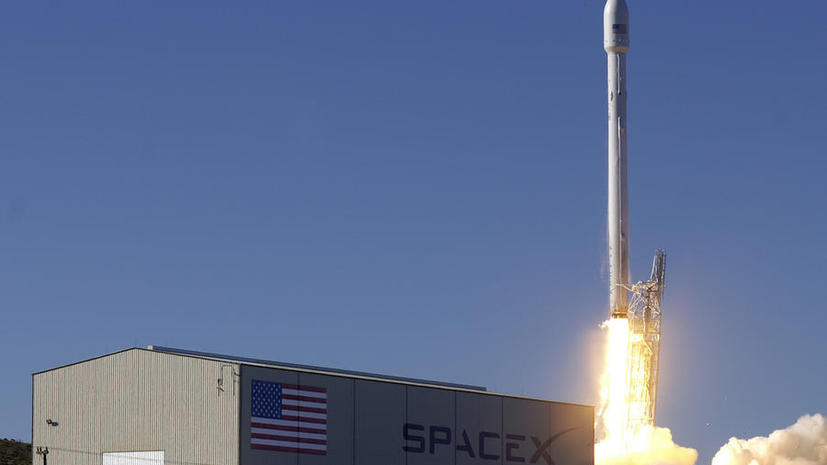 SpaceX отложила запуск научного спутника из-за технических проблем
