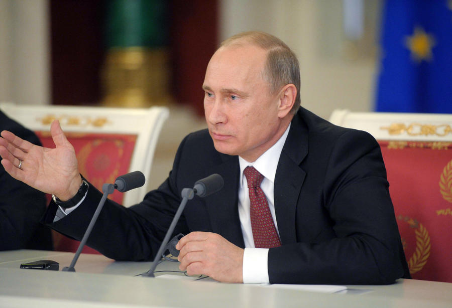 Президент РФ Владимир Путин поздравил Папу Римского Франциска с избранием