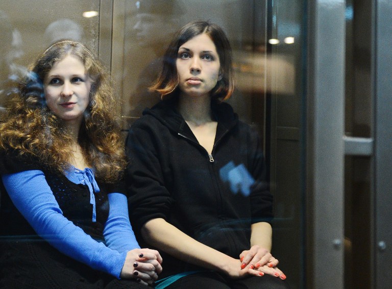 Адвокаты расторгли соглашение с Pussy Riot