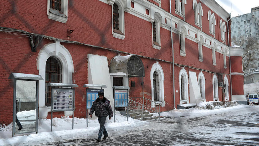В российских тюрьмах стало на 100 тыс. меньше заключённых