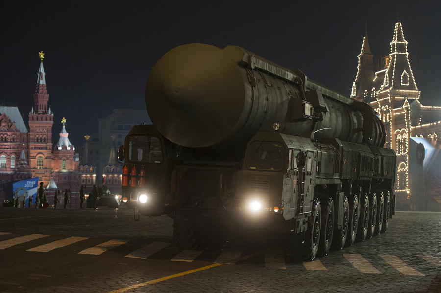 «Ядерный зонтик» США может не раскрыться: сокращение вооружений лишает Вашингтон европейских союзников