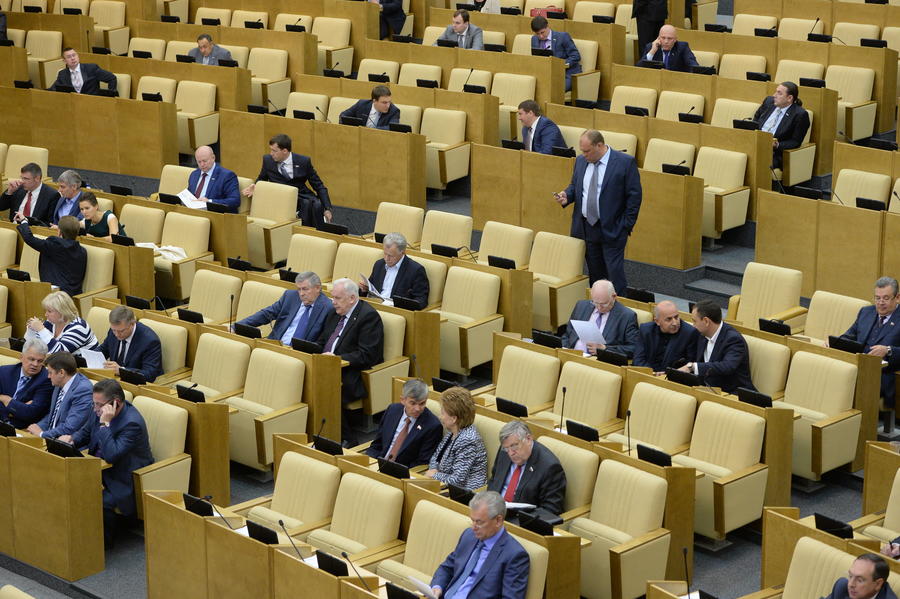 СМИ: Для депутатов Госдумы запустили соцсеть и создали электронную библиотеку