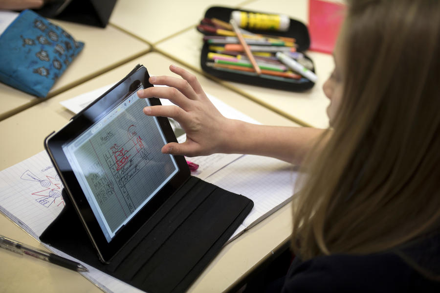 Школьникам Лос-Анджелеса закупают iPad за счёт бюджета города