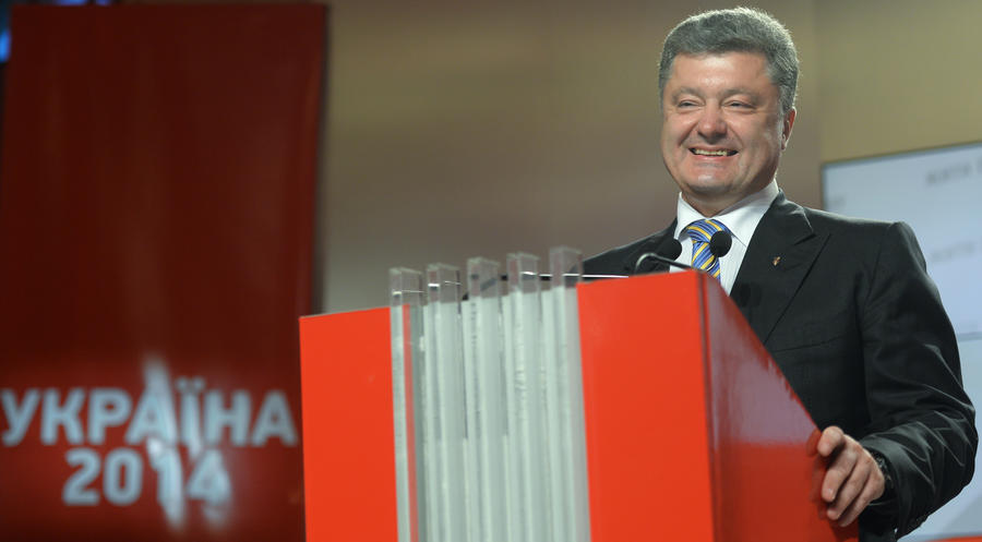 Эксперты: Порошенко будет трудно навести порядок на Украине