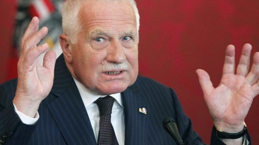Сенат Чехии обвинил президента Вацлава Клауса в измене Родине
