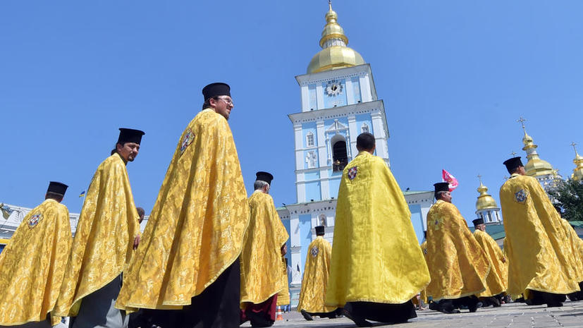 СМИ: Православные общины Украины выступают за расформирование «Правого сектора»