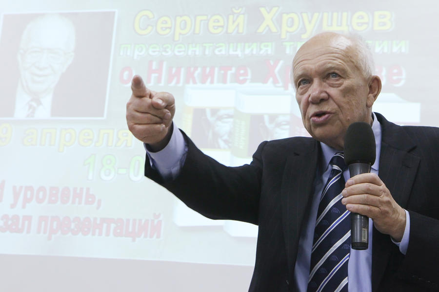 Сын Никиты Хрущёва рассказал, почему его отец передал Крым Украине