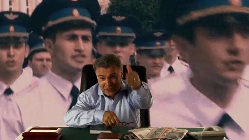 Сотрудник Минобороны зачитал рэп, призывая служить в армии