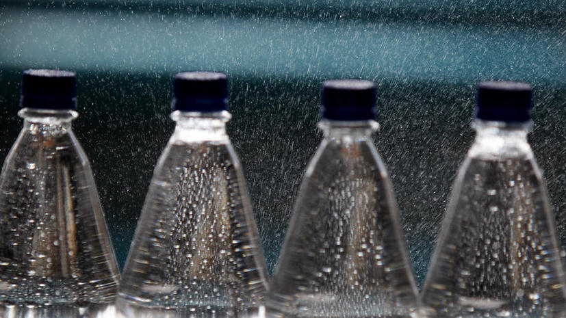 В московском метро бесплатно раздают воду из-за жары