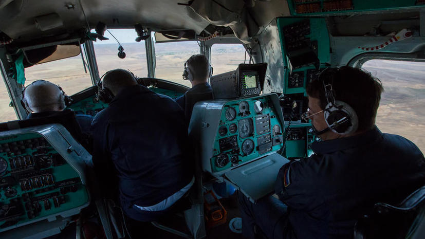Спасатели и медики прибыли на место крушения Ми-8 в Хабаровском крае
