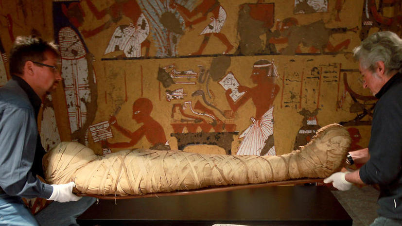 В разграбленной грoбнице в Египте нашли 50 мумий представителей аристократии