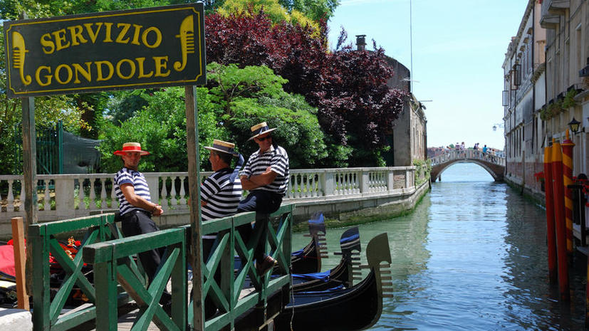Венецианских гондольеров обяжут проходить тесты на алкоголь и наркотики