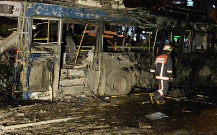 Взрыв в Анкаре: фото и видео с места событий