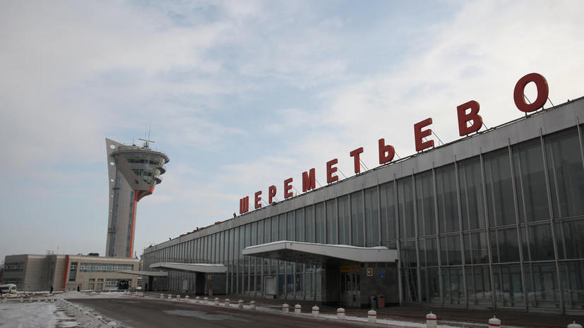 Из аэропорта в психбольницу: пьяный мужчина на джипе прорвался на летное поле