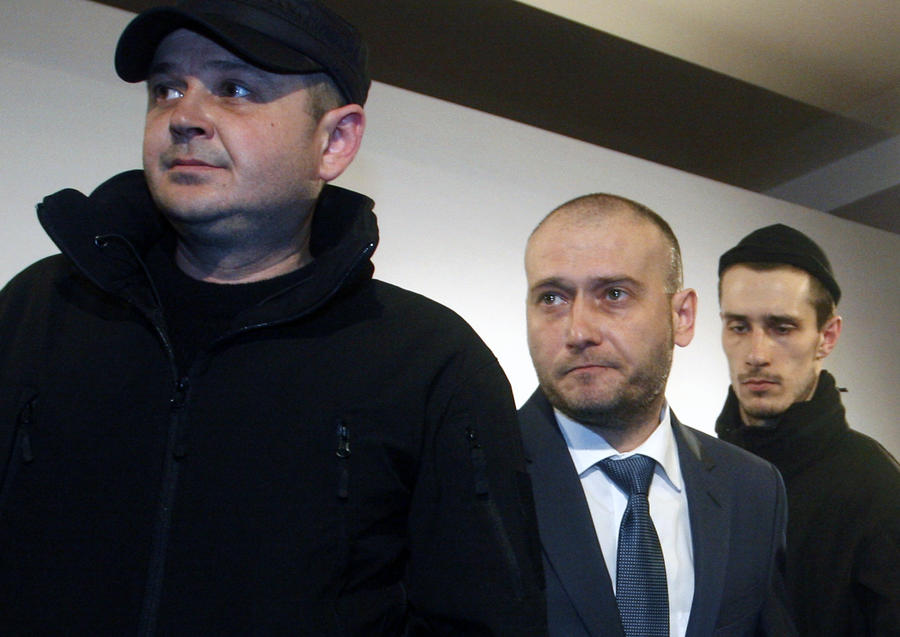 Лидера украинского радикального «Правого сектора» объявят в розыск по линии Интерпола