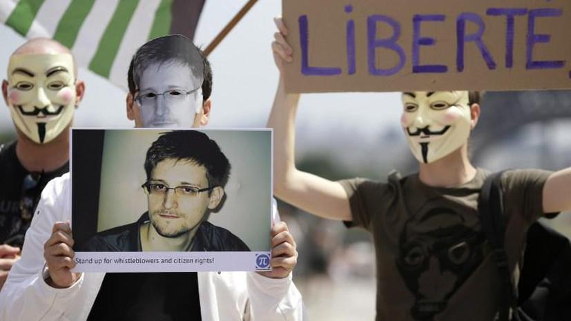 Портал WikiLeaks начал сбор средств на вызволение Эдварда Сноудена