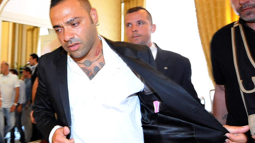 Футболист под прикрытием: нападающий «Палермо» оказался крёстным отцом мафии