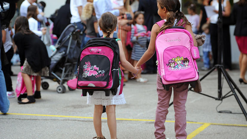 Руководство школы в Нью-Йорке запретило девочкам матерную брань на уроках