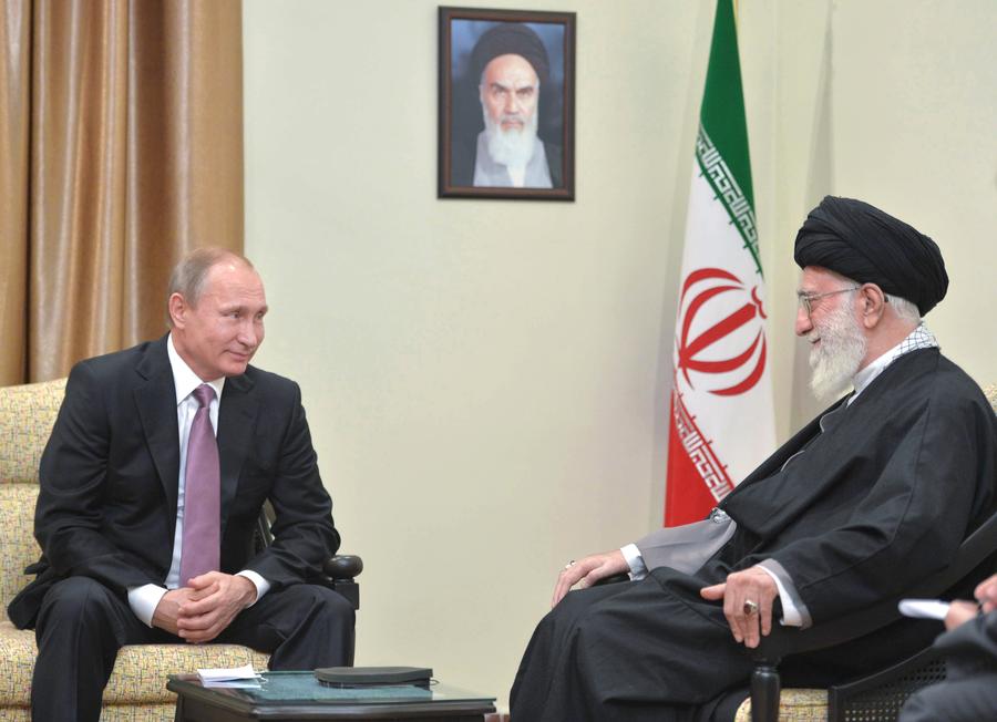 Владимир Путин и Али Хаменеи подчеркнули, что судьбу Сирии должен решать народ