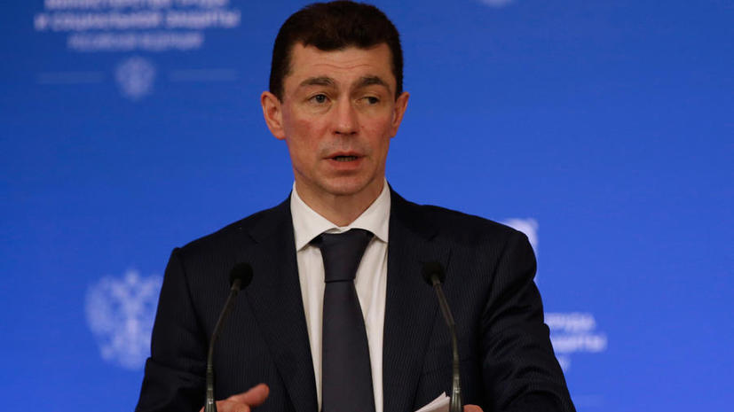 Министр труда предложил наказывать работников, получающих «серую» зарплату