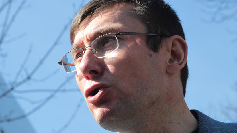Украинские СМИ: Юрий Луценко госпитализирован после ночной акции протеста в Киеве